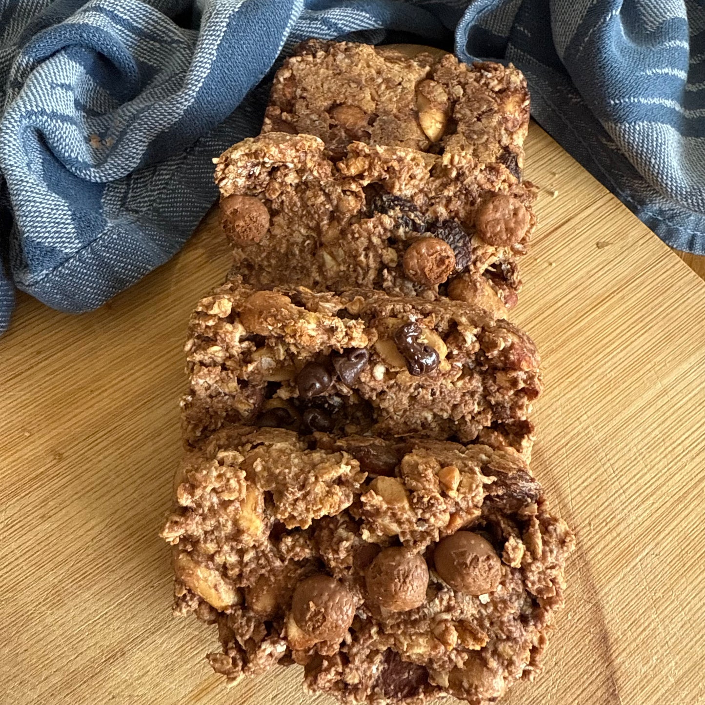 ✨ Gamme protéinée OLYMPE : 4 petites barres de céréales au chocolat